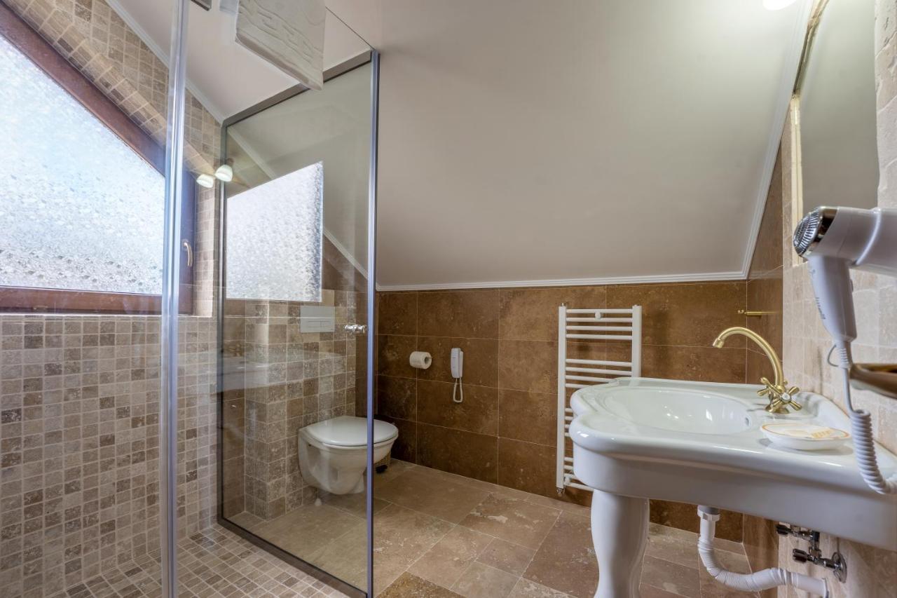 Hotel Princessophie Сигишоара Экстерьер фото